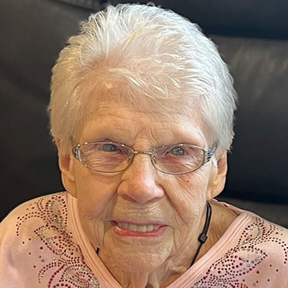 Helen Louise Murray, 98, Hillsboro, formerly of Jackson and Cape Girardeau
